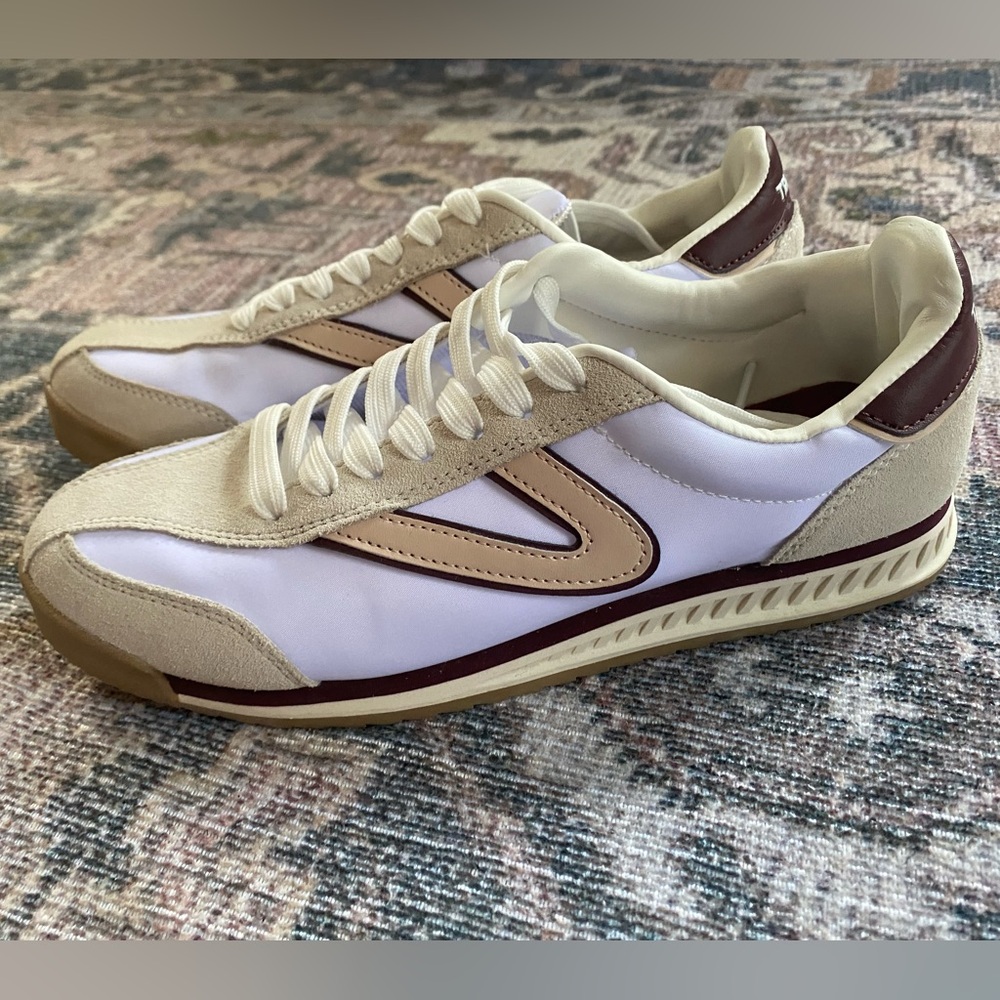 Tretorn Kristine Elite Sneakers, White with Burgundy Accents, Size 8